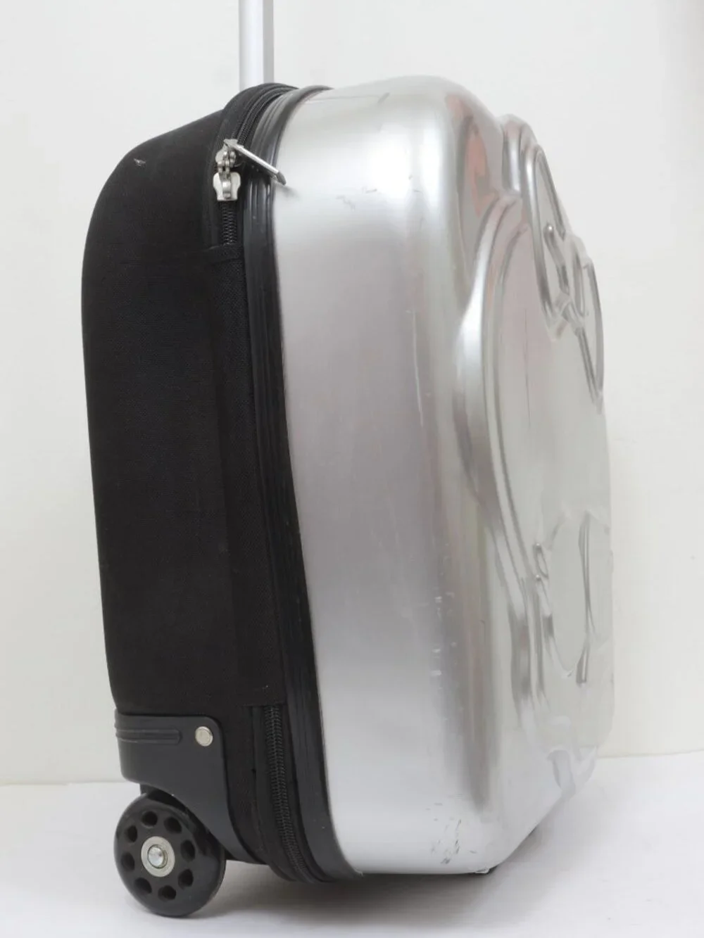 Monster High Skullette Rolling Hardcase Luggage Case Silver Travel Doll Case